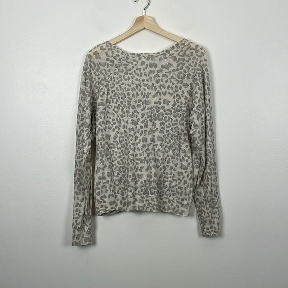 Sundry Womens 2 Long Sleeve Pullover Cheetah Print Lightweight Twist Front Top - Picture 4 of 8